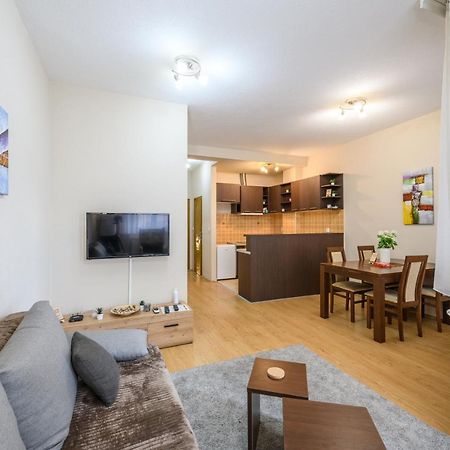 Lux Apartman D&N Svilajnac エクステリア 写真